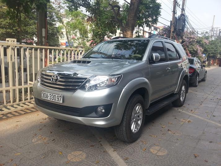 Thuê xe 7 chỗ giá rẻ tại Hà Nội