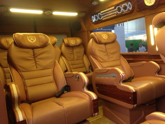 Vé Xe Limousine Hà Nội đi Hạ Long